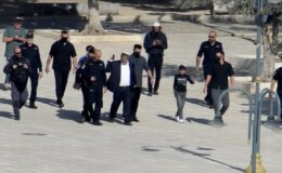 İsrailli aşırı sağcı Bakan Ben-Gvir, Mescid-i Aksa’ya baskın düzenledi