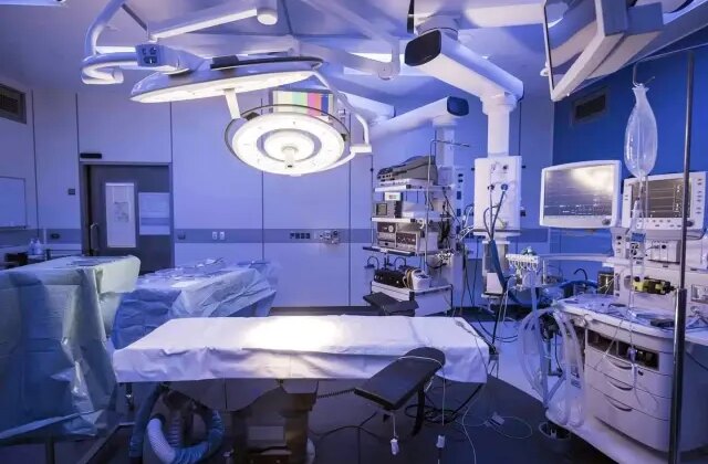 Çete elebaşı profesör çıktı! İstanbul’daki meşhur hastanede “bıçak parası” skandalı