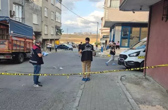 İstanbul’da ‘yan baktın’ tartışması! Bir kişi bıçaklanarak hayatını kaybetti