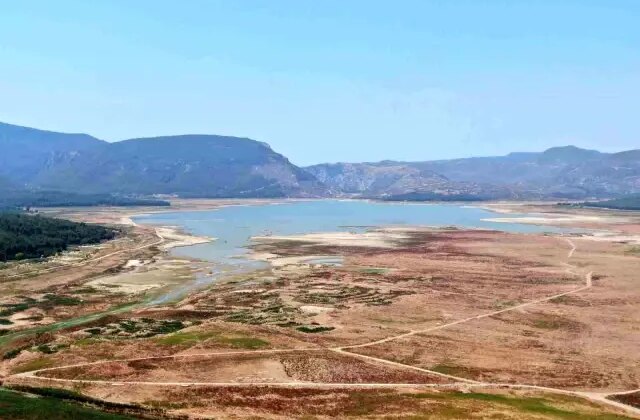 İzmir’de kuraklık nedeniyle 6 Ağustos’tan itibaren kısmi su kesintileri başlayacak