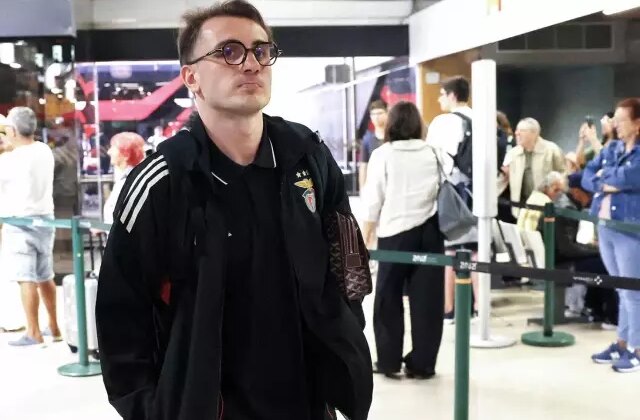 Benfica havaalanından paylaştı! Kerem Aktürkoğlu İstanbul’a geliyor