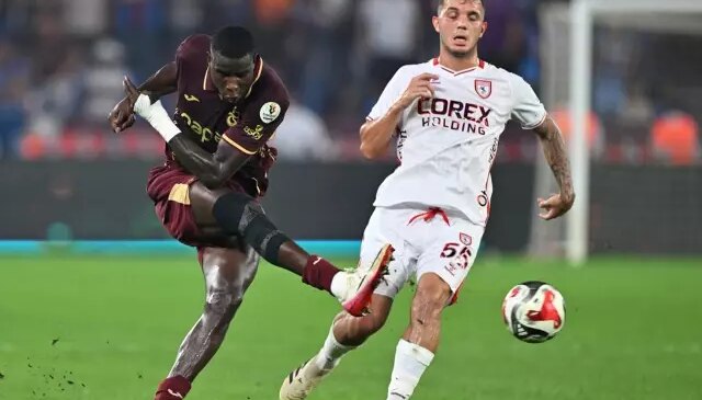 Karadeniz derbisinde Trabzonspor son anlarda yıkıldı