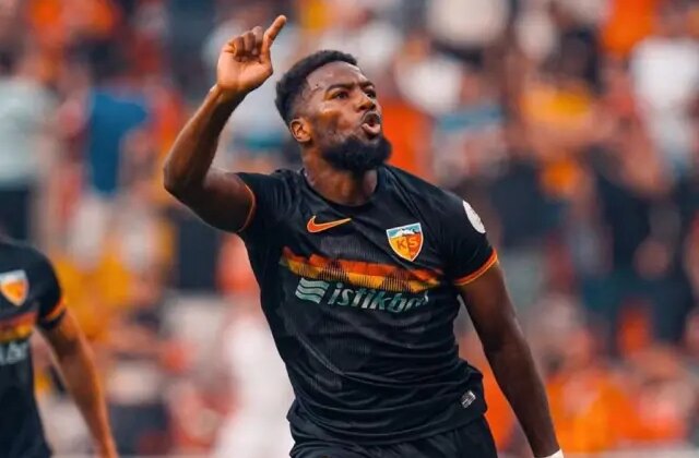 Kayserisporlu Nazon’dan sürpriz transfer