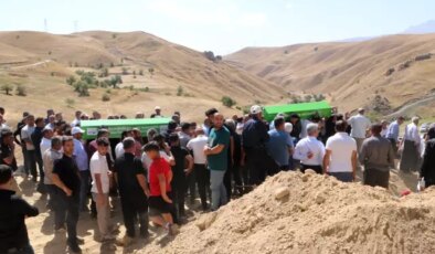Kazada ölen aynı aileden 5 kişi, yakınlarının düğününe gidiyormuş