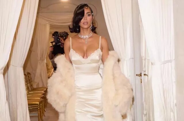 Kim Kardashian kök hücre tedavisine başladı