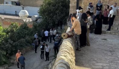 Kız kardeşler evlerinde ölü bulundu