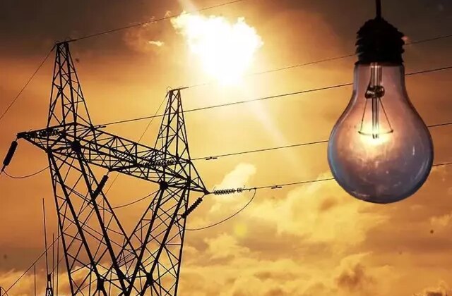 KKTC’de ana trafo patladı, ülke geneline elektrik verilemiyor
