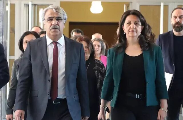 Komisyon kurulduktan sonra bir ilk! DEM Parti heyeti İmralı’ya gidiyor