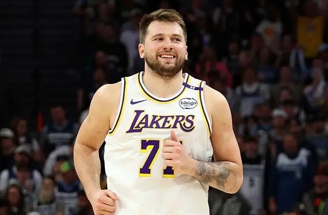 Luka Doncic’ten dev imza! 3 yılda 165 milyon dolar kazanacak