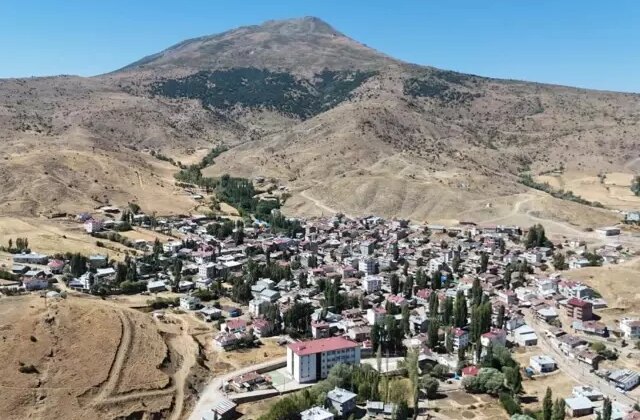 Mahkeme 12 yılda karar verdi, haberi alan köylüler havaya uçtu