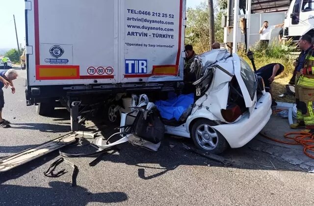 Manisa’da feci kaza: 2 kardeş öldü, kuzenleri ağır yaralandı