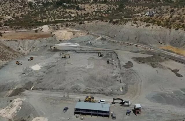 Mardin’de UEFA kriterlerine uygun 2 futbol sahasının yapımına başlandı