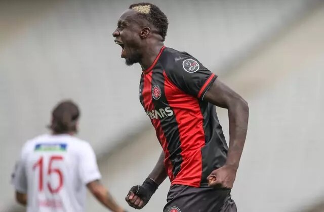Mbaye Diagne Türkiye’ye geri dönüyor
