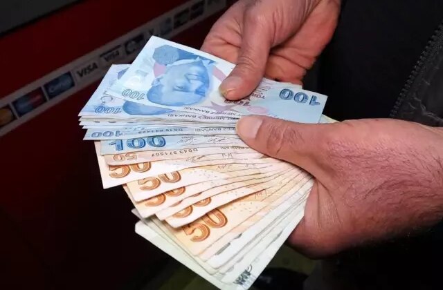 Memur ve emekli için kritik gün: Gözler saat 14’e çevrildi