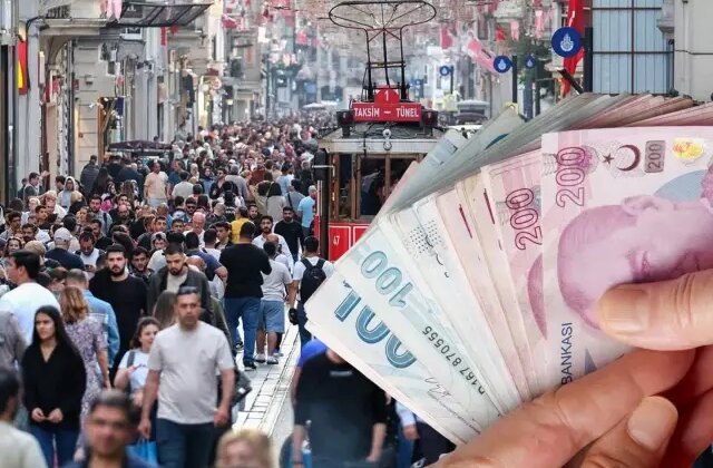 Memurlardan sonra gözler asgari ücrette! Zam için ilk ipucu geldi
