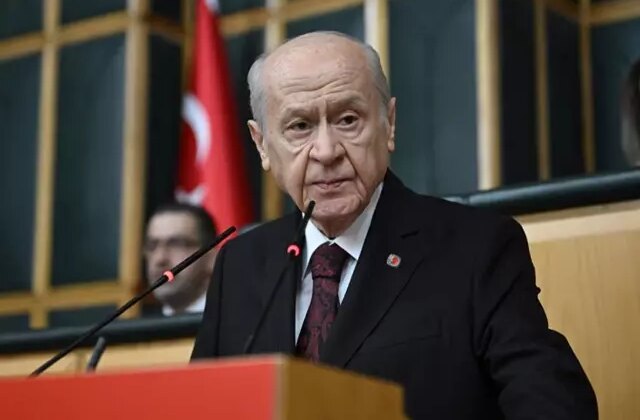 Bahçeli: Komisyona katılmayanların ‘biz komisyoncu değiliz’ zırvasına sığınmaları değersiz