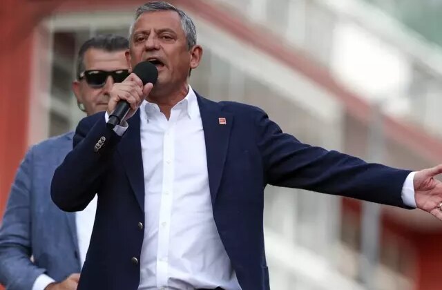 CHP lideri Özel’in işaret ettiği avukat gözaltına alındı