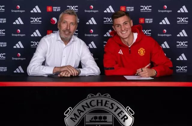Osimhen’e 75 milyon euro vermeyen Manchester United, Sesko için servet ödedi