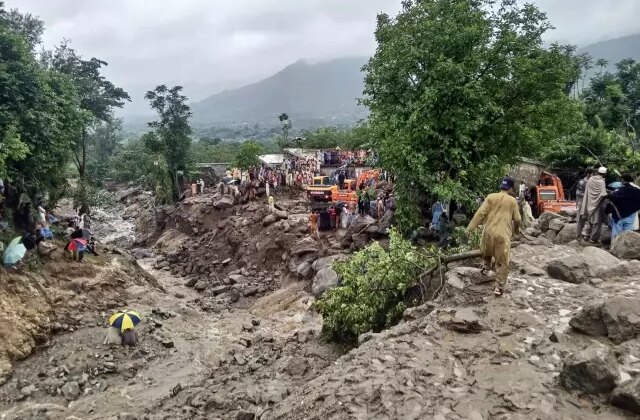 Pakistan’da şiddetli sel: 194 ölü ve 1300 mahsur