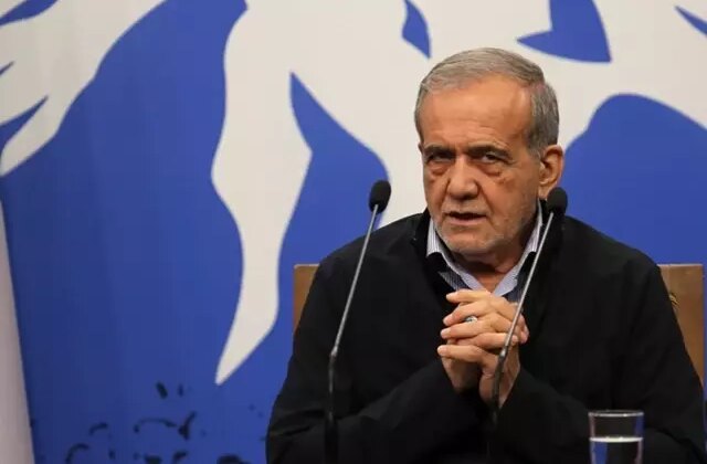 Pezeşkiyan iki ülkeyi işaret etti: İran’ı yok etmek istiyorlar