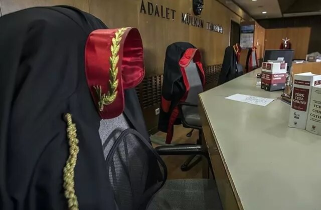 Sahte denklik skandalı! 17 yıllık öğretmenin yapmadığı kalmamış