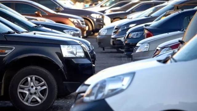 Sıfır aracı daha ucuza aldı! İkinci el fiyatları pes dedirtti