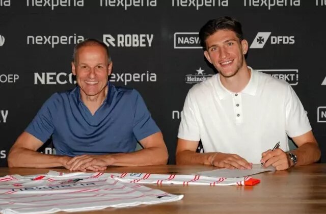 Süper Lig devleriyle anılıyordu! Ahmetcan Kaplan yeni takımına imza attı