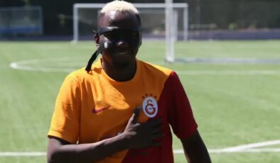 Tıpatıp ikizi gibi! Osimhen’i Eskişehir’de gören şaşırıyor