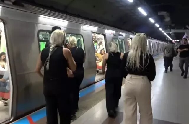 Türk Bayrağıyla duygu sömürüsü yapan 4 kadın suçüstü yakalandı