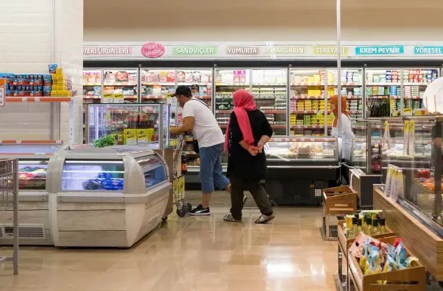 Üç harfli zincir marketlerde satılan süt markasına soruşturma