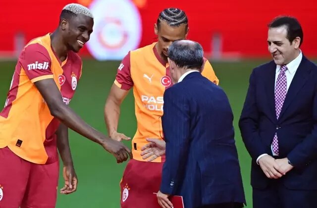 Victor Osimhen’in tek cümlelik mesajı RAMS Park’ı ayağa kaldırdı