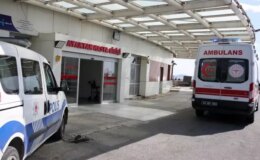 Fare zehri yutan bebek hastanede yaşam savaşı veriyor