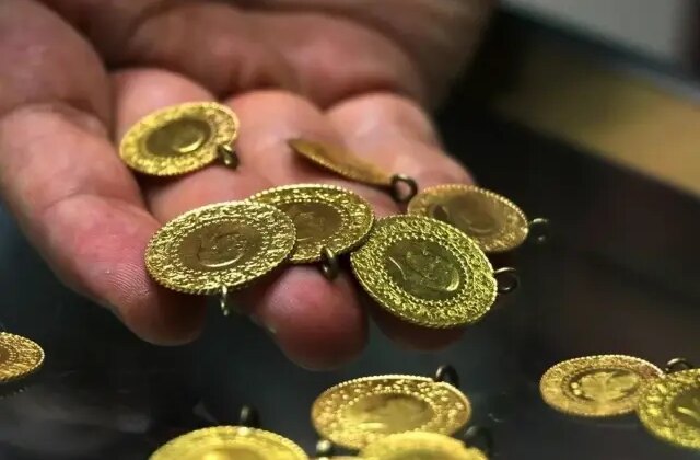 Yatırımcı şokta: Altın fiyatlarında beklenmeyen hareket