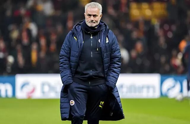Yıldız futbolcular yok! Fenerbahçe’nin Feyenoord maçı kamp kadrosu belli oldu