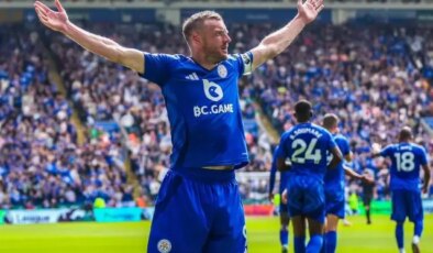 Yılların efsane golcüsü Vardy’nin yeni takımına bakın
