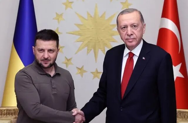 Zelenskiy’den Erdoğan’a teşekkür: Barış için gösterdiğiniz çabalardan minnettarız