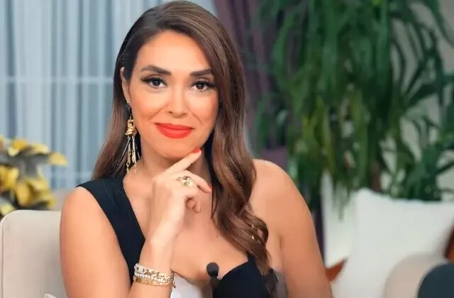 Zuhal Topal gece yarısı denizde eşinin doğum gününü kutladı