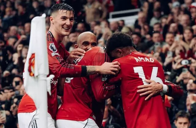 3 gol, 2 kırmızı kart! Kazanan Manchester United
