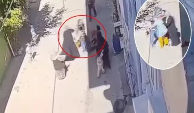 3 kadın, kucağında çocuğu ile yürüyen anneyi tekme tokat darbetti