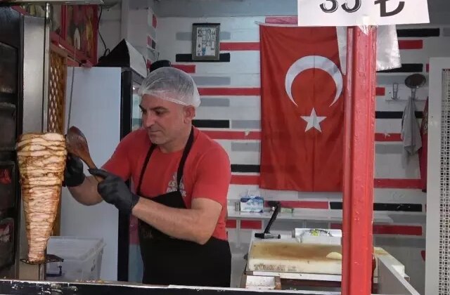 35 TL’ye döner satan esnaf: Maliyetini bakın nasıl hesapladı
