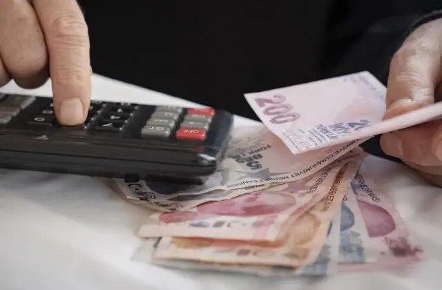5 yıl erken emeklilik fırsatı: Hükümet düğmeye bastı, işte yararlanacak kesim