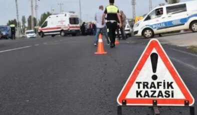 Araç hurdaya döndü! Feci kazada bilanço ağır