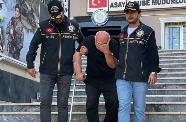 73 yaşında oto hırsızlığından tutuklandı
