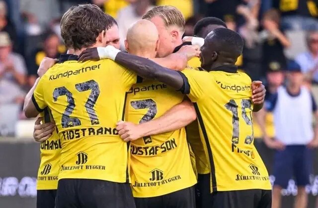 800 nüfuslu köy takımı şampiyonluğa koşuyor