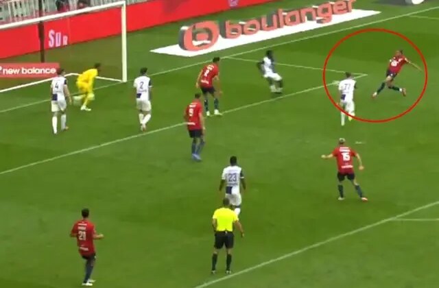 Dünyaca ünlü yıldızın kardeşi 90+8’de maçı aldı
