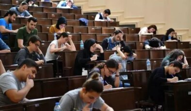 AK Parti, İstanbulkart öğrenci indirimini geri aldı