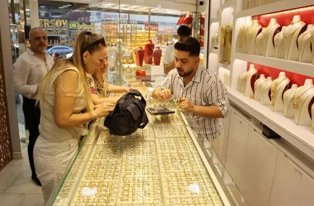 Altın alacaklar dikkat! Kuyumcular satışını yasakladı
