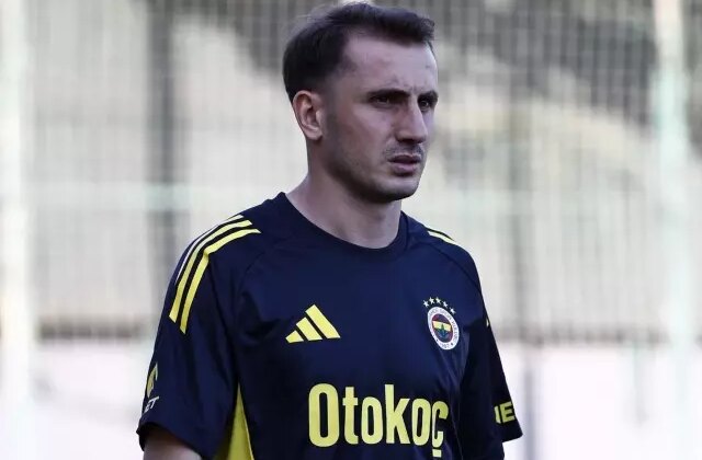 Antrenmanda olmayan Kerem Aktürkoğlu sakat mı? Son durum belli oldu
