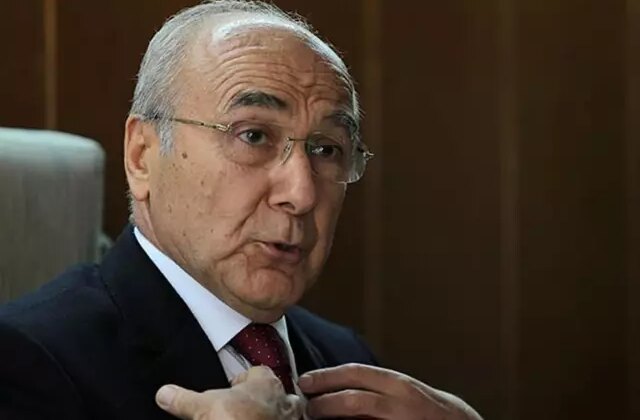 Aytaç Durak kalp krizi geçirdi, uçak acil iniş yaptı