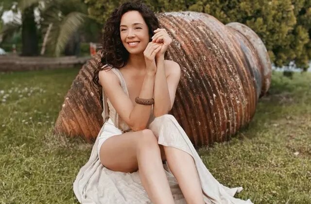 Azra Akın güzellik sırrını açıkladı